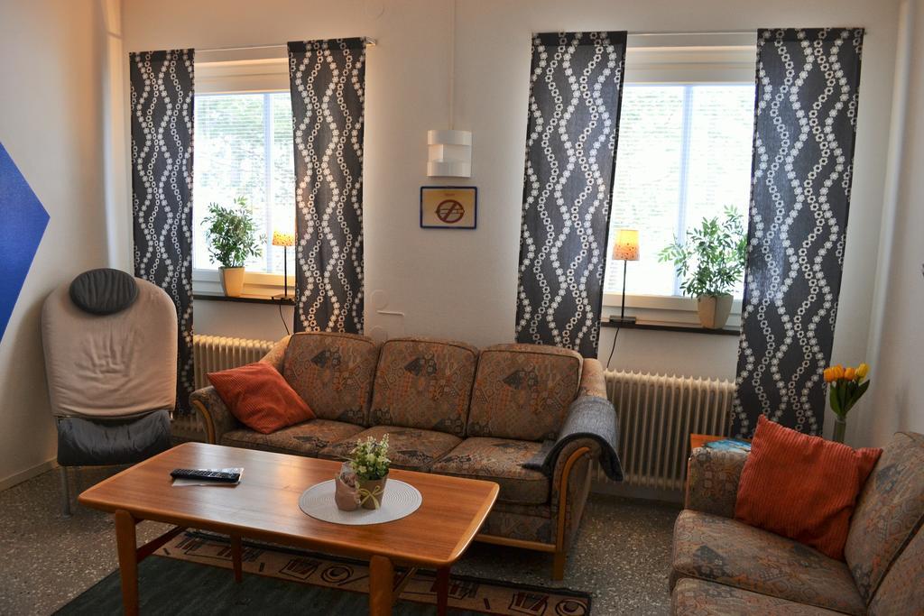 Soedra Bergets Vandrarhem Sundsvall Bagian luar foto