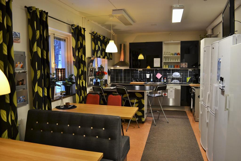 Soedra Bergets Vandrarhem Sundsvall Bagian luar foto