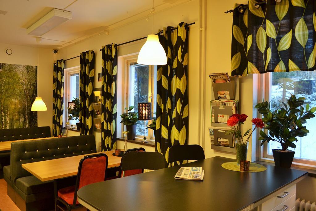 Soedra Bergets Vandrarhem Sundsvall Bagian luar foto