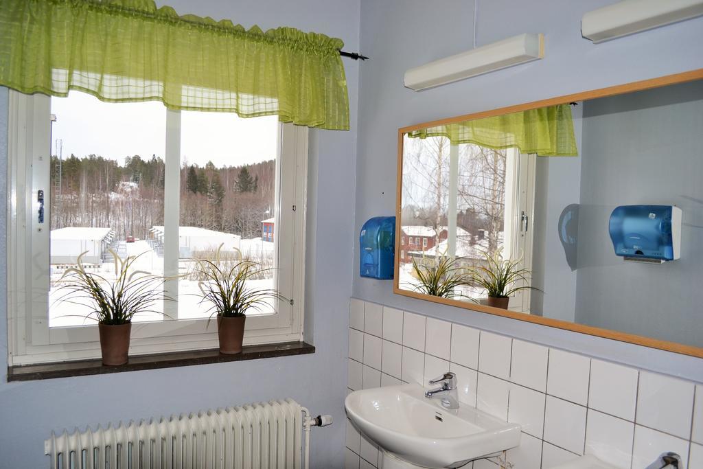 Soedra Bergets Vandrarhem Sundsvall Bagian luar foto